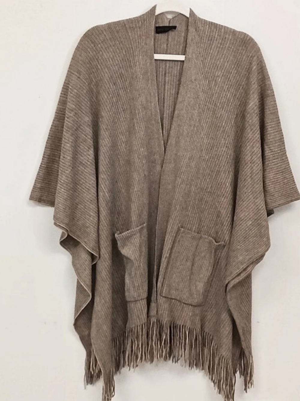 Steve Madden Soft Knit Shawl Wrap Fringe Pocket Brown Poncho Sweater One Size